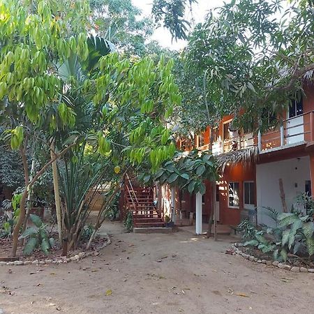 Posada La Huerta Масунте Экстерьер фото